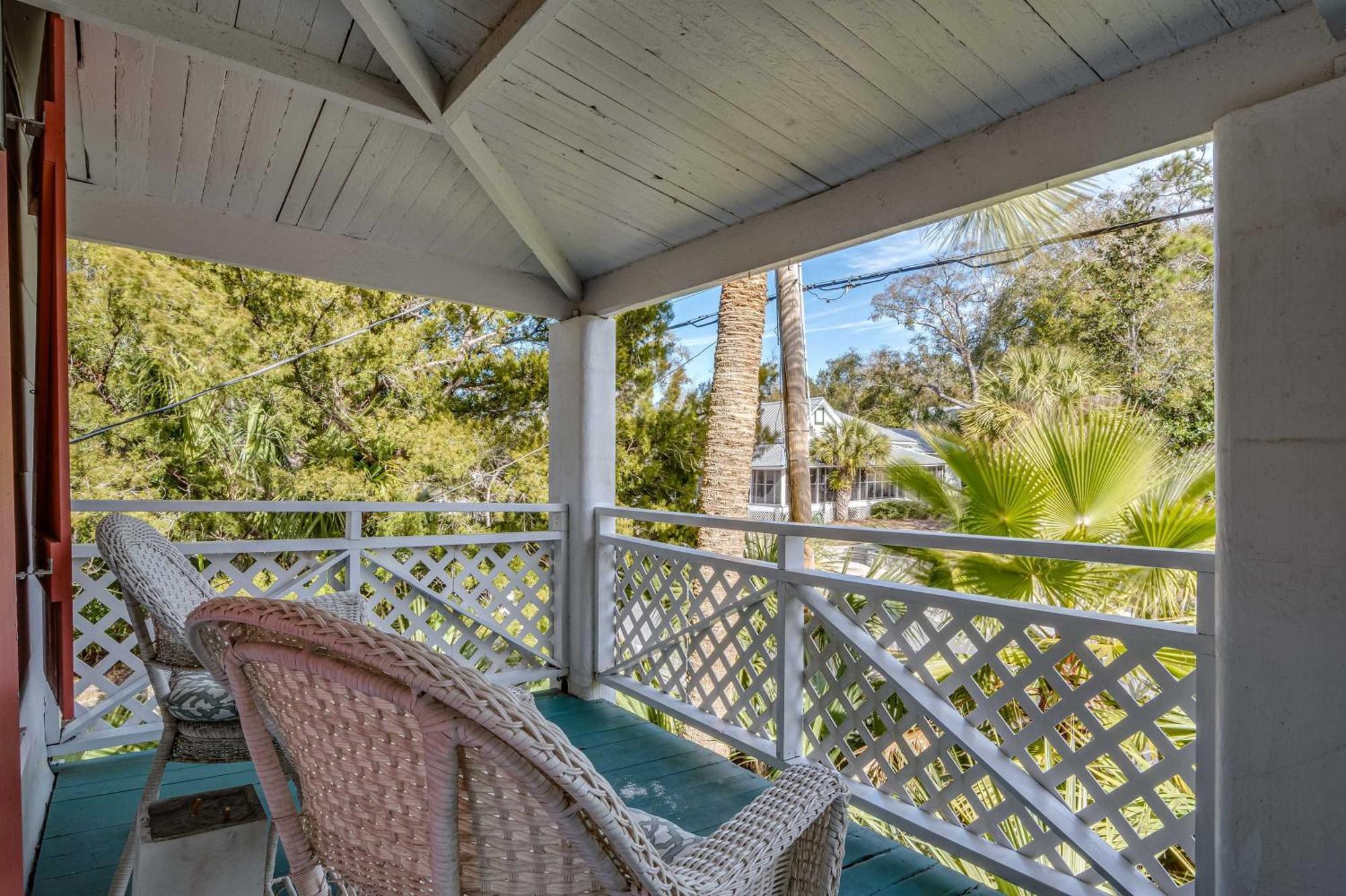 Old Carrabelle Hotel Regatta Suite Exterior photo